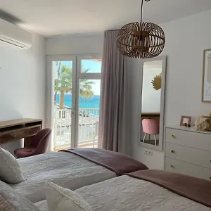 https://nerja-apartment-torresol.es-andalucia.com