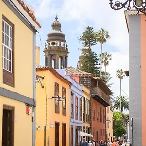 https://alojamiento-en-centro-histrico.in-canary-islands.com